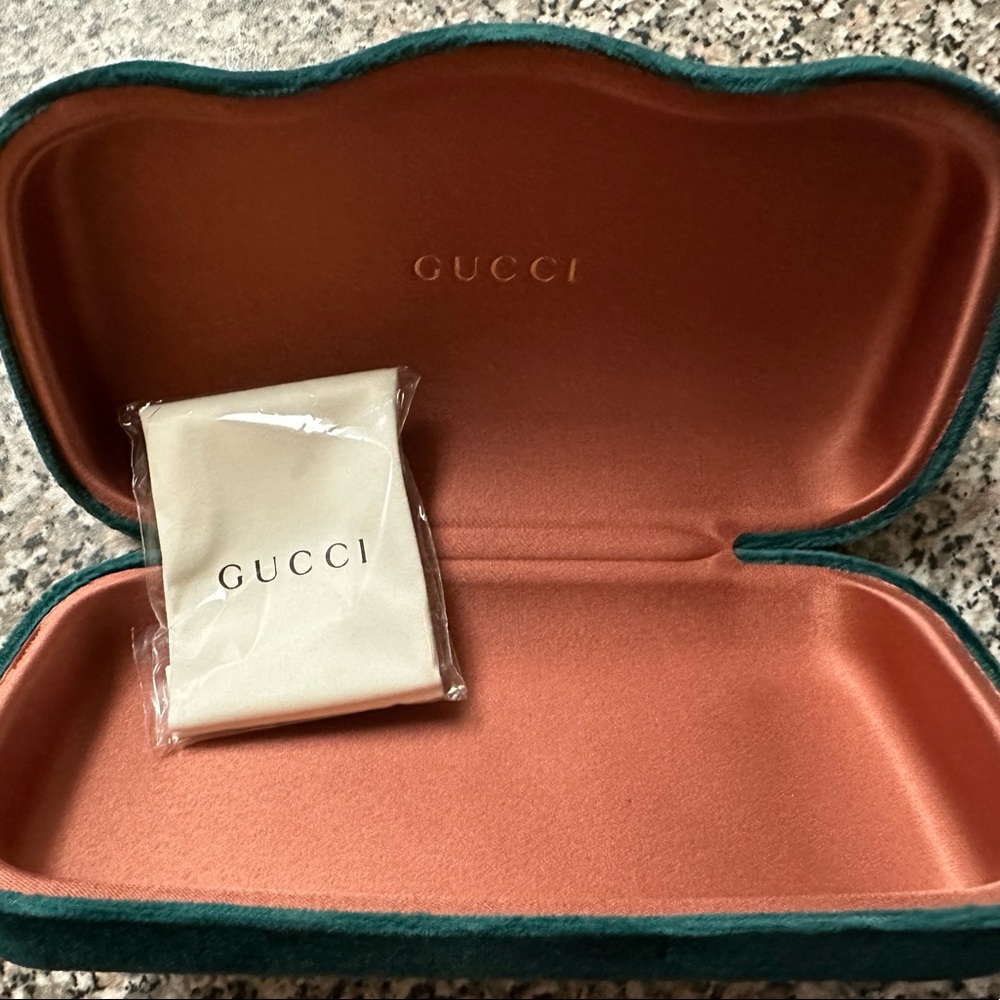 Gucci Sunglasses Glasses Case. Large Green Velvet Brown with Duster and Cloth